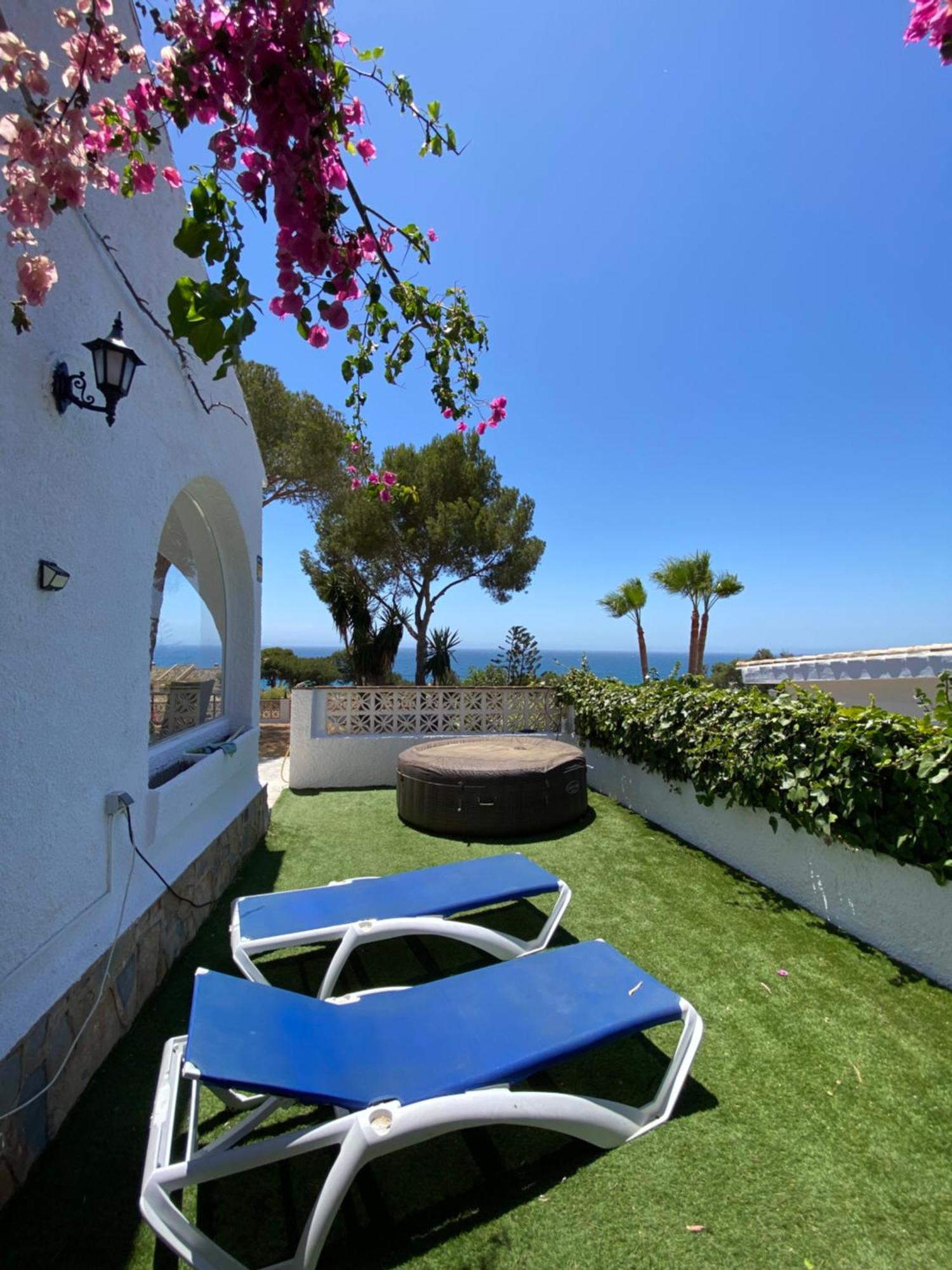 Independent Villa Beach House El Bosque La Cala De Mijas Exterior photo
